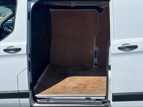 Ford Transit Custom 300 EcoBlue Leader - U15190
