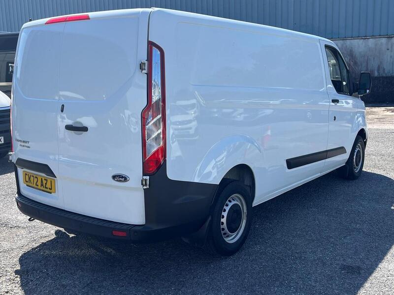 Ford Transit Custom 300 EcoBlue Leader - U15190