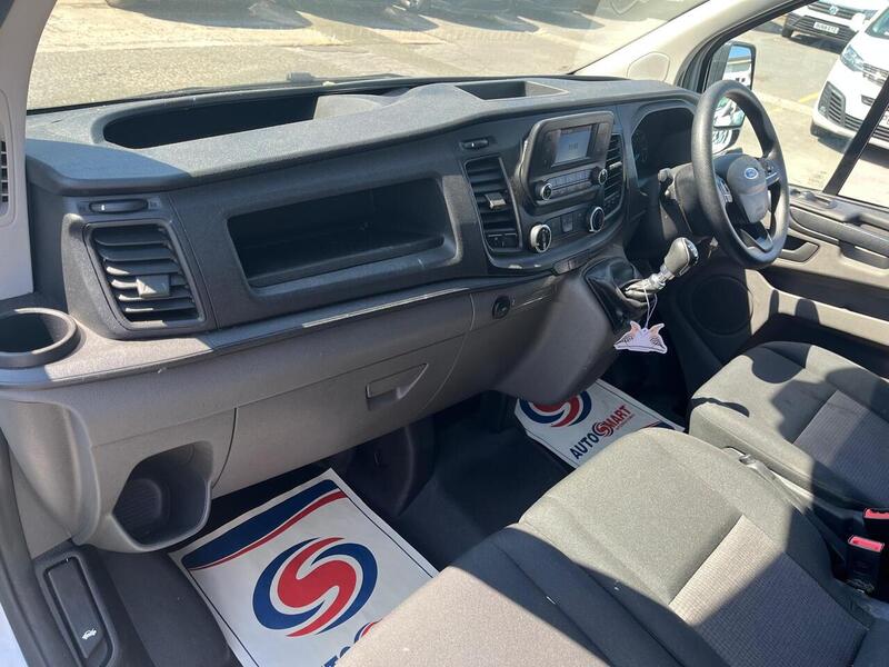 Ford Transit Custom 300 EcoBlue Leader - U15190