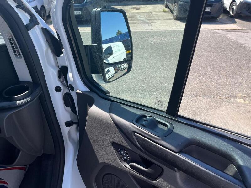 Ford Transit Custom 300 EcoBlue Leader - U15190