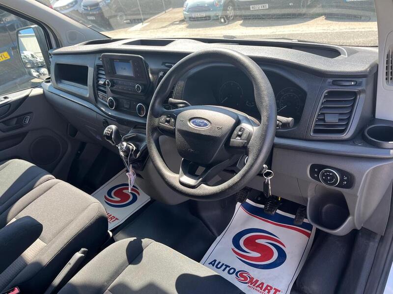 Ford Transit Custom 300 EcoBlue Leader - U15190