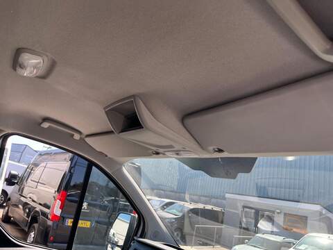 Ford Transit Custom 300 EcoBlue Leader - U15190
