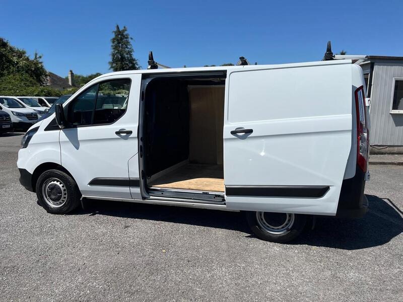 Ford Transit Custom 300 EcoBlue Leader - U15194