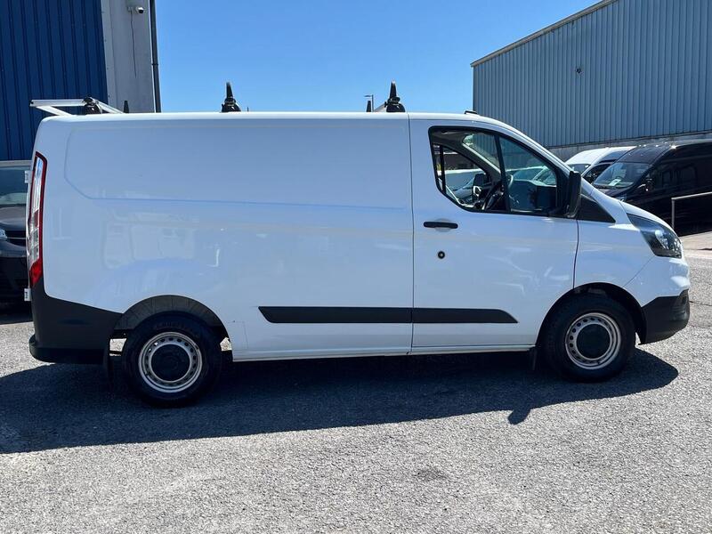Ford Transit Custom 300 EcoBlue Leader - U15194