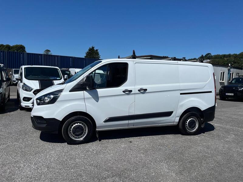 Ford Transit Custom 300 EcoBlue Leader - U15194