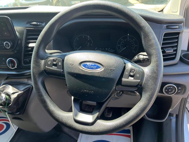 Ford Transit Custom 300 EcoBlue Leader - U15194