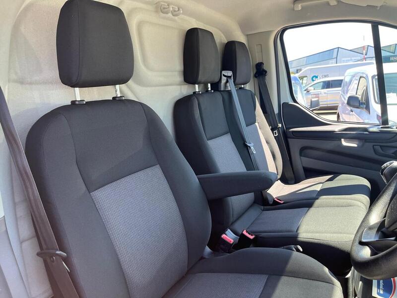 Ford Transit Custom 300 EcoBlue Leader - U15194