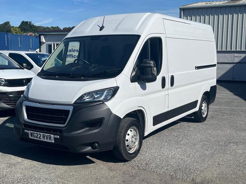 Peugeot Boxer BlueHDi 335 Professional - U15195