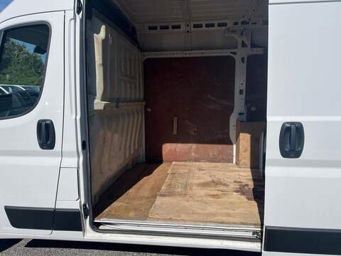 Peugeot Boxer BlueHDi 335 Professional - U15195