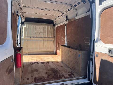 Peugeot Boxer BlueHDi 335 Professional - U15195