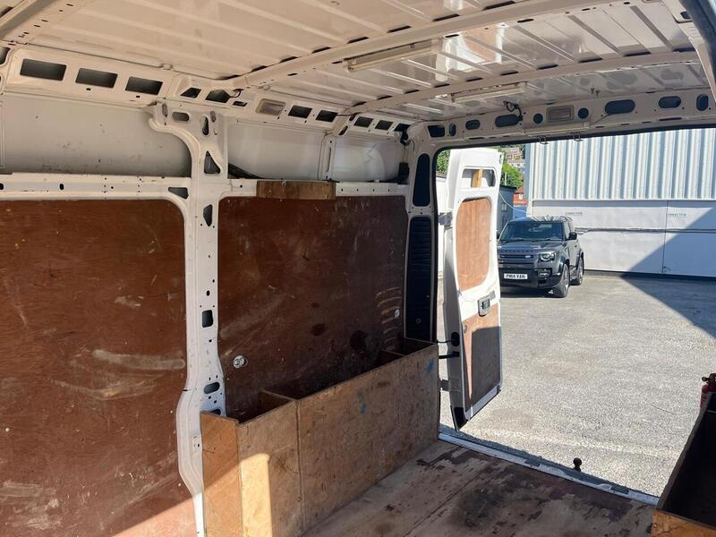 Peugeot Boxer BlueHDi 335 Professional - U15195