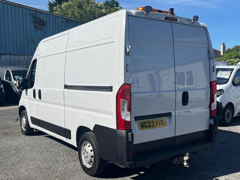 Peugeot Boxer BlueHDi 335 Professional - U15195