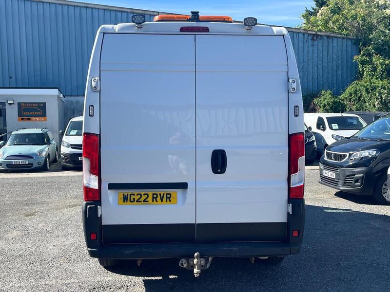 Peugeot Boxer BlueHDi 335 Professional - U15195