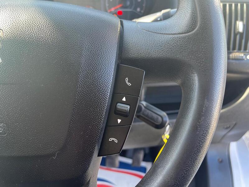Peugeot Boxer BlueHDi 335 Professional - U15195