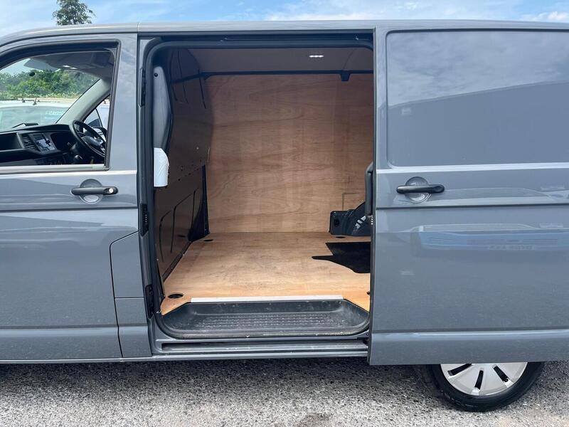 Volkswagen Transporter TDI T28 Startline - U15203