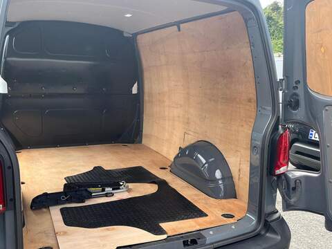 Volkswagen Transporter TDI T28 Startline - U15203