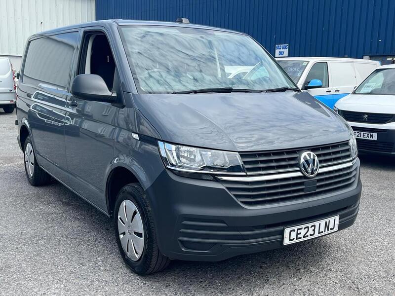Volkswagen Transporter TDI T28 Startline - U15203