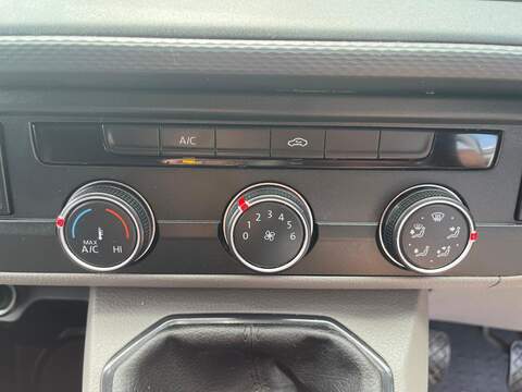Volkswagen Transporter TDI T28 Startline - U15203