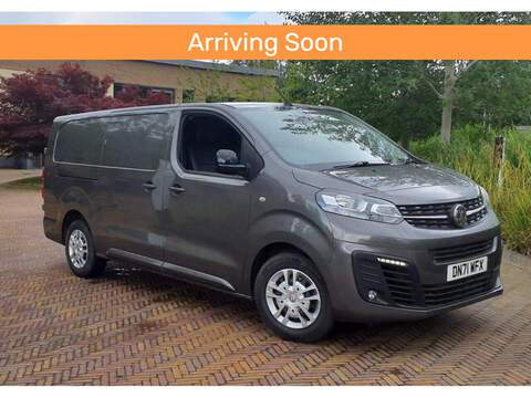 Vauxhall Vivaro Turbo D 3100 Sportive - U15204