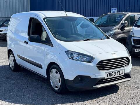 Ford Transit Courier EcoBoost Trend - U15210