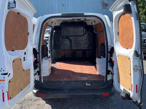 Ford Transit Courier EcoBoost Trend - U15210