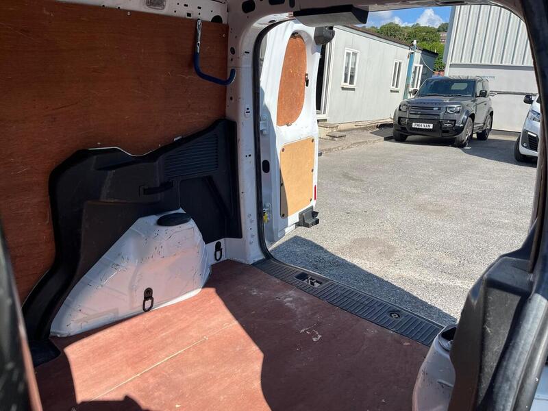 Ford Transit Courier EcoBoost Trend - U15210