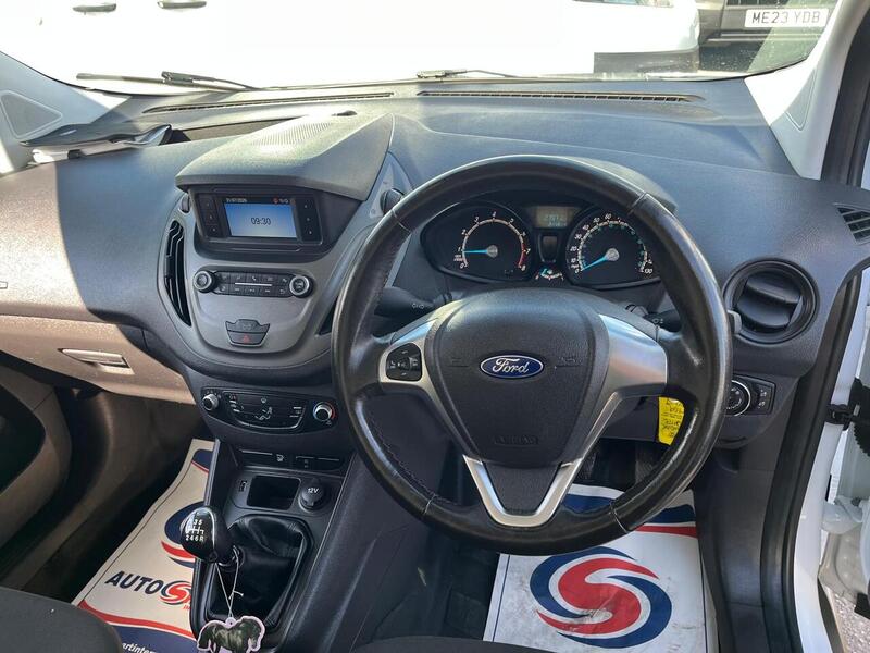 Ford Transit Courier EcoBoost Trend - U15210