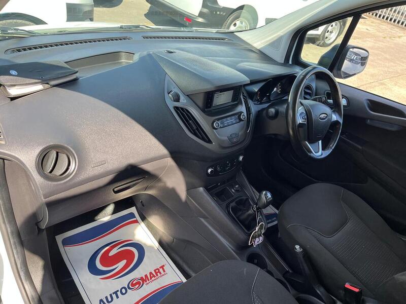 Ford Transit Courier EcoBoost Trend - U15210