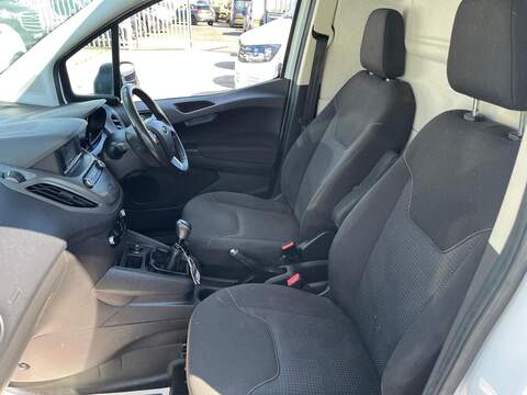 Ford Transit Courier EcoBoost Trend - U15210