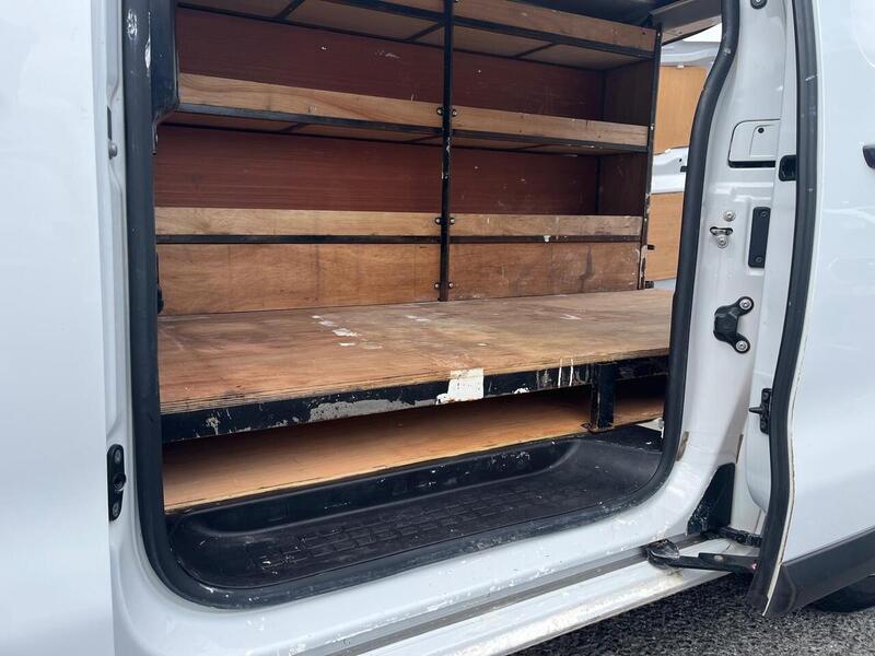 Peugeot Expert BlueHDi 1000 Professional Premium - U15211