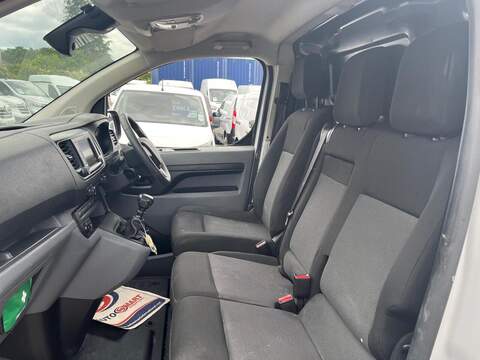Peugeot Expert BlueHDi 1000 Professional Premium - U15211