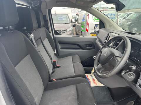 Peugeot Expert BlueHDi 1000 Professional Premium - U15211