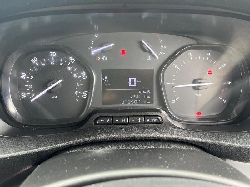 Peugeot Expert BlueHDi 1000 Professional Premium - U15211