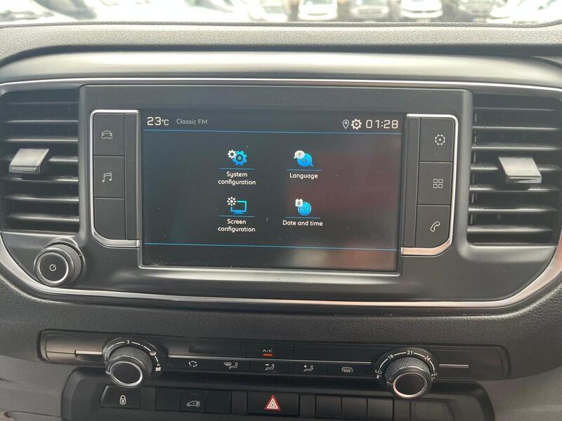 Peugeot Expert BlueHDi 1000 Professional Premium - U15211