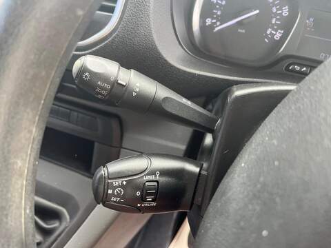 Peugeot Expert BlueHDi 1000 Professional Premium - U15211