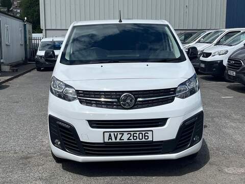 Vauxhall Vivaro Turbo D 2700 Sportive - U15221