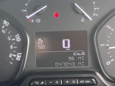 Vauxhall Vivaro Turbo D 2700 Sportive - U15221