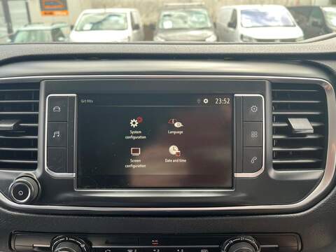 Vauxhall Vivaro Turbo D 2700 Sportive - U15221