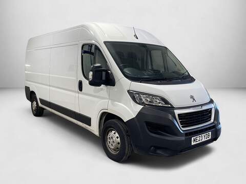 Peugeot Boxer BlueHDi 335 Professional Premium + - U15223