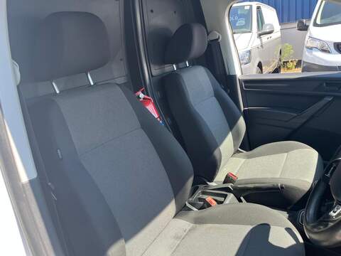 Volkswagen Caddy Maxi TDI C20 Startline - U15226