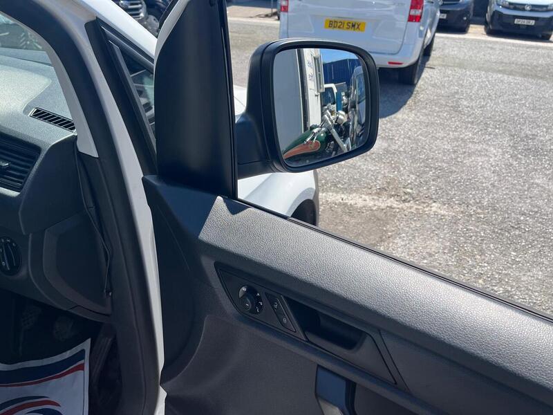 Volkswagen Caddy Maxi TDI C20 Startline - U15226