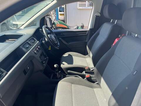 Volkswagen Caddy Maxi TDI C20 Startline - U15226