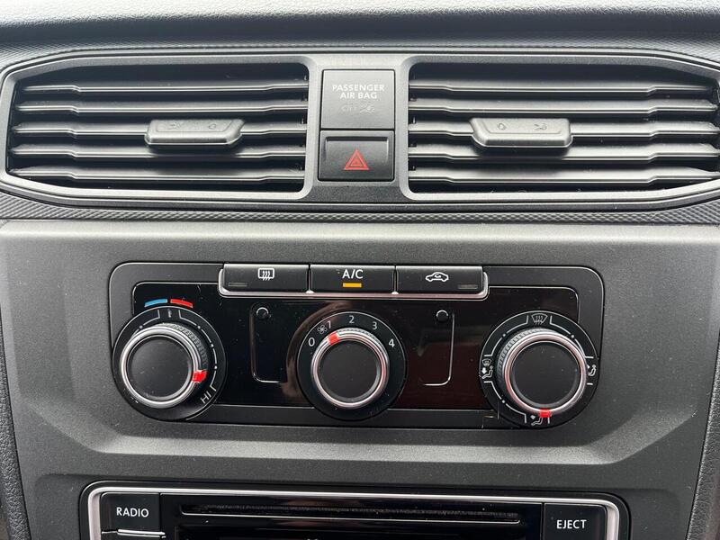 Volkswagen Caddy TDI C20 Startline - U15227