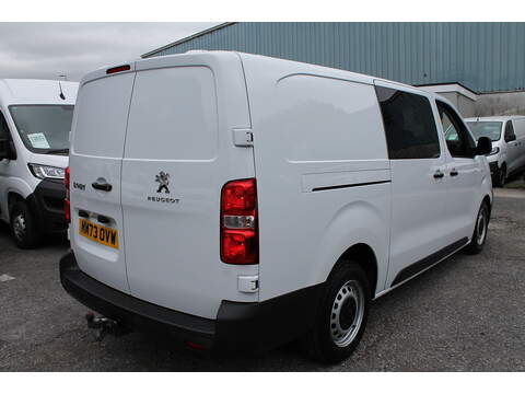 Peugeot Expert BlueHDi 1200 Professional Premium + - U15235