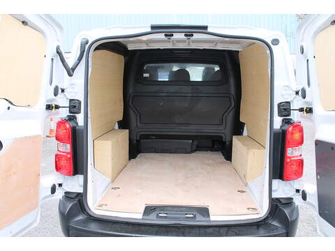Peugeot Expert BlueHDi 1200 Professional Premium + - U15235