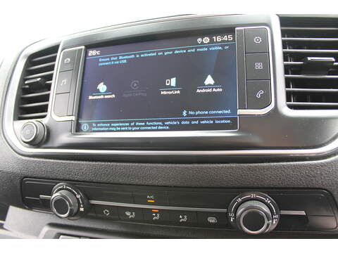 Peugeot Expert BlueHDi 1200 Professional Premium + - U15235