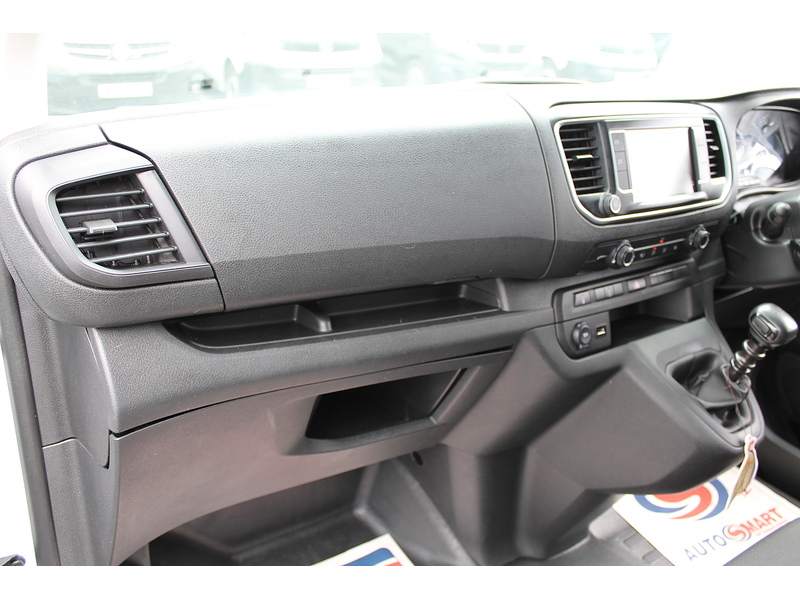 Peugeot Expert BlueHDi 1200 Professional Premium + - U15235