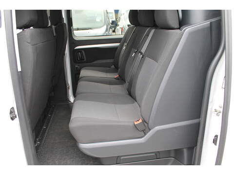 Peugeot Expert BlueHDi 1200 Professional Premium + - U15235