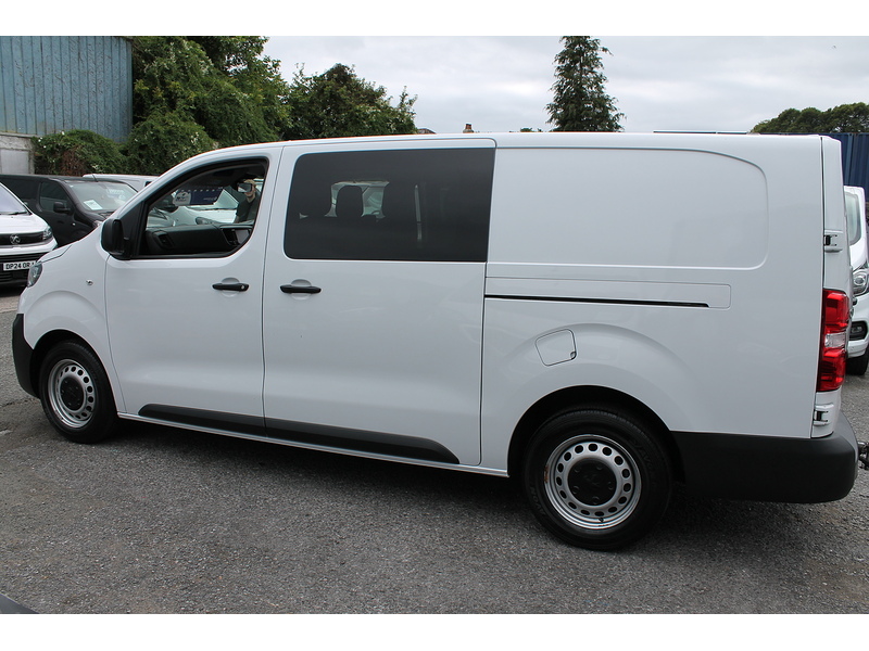 Peugeot Expert BlueHDi 1200 Professional Premium + - U15235