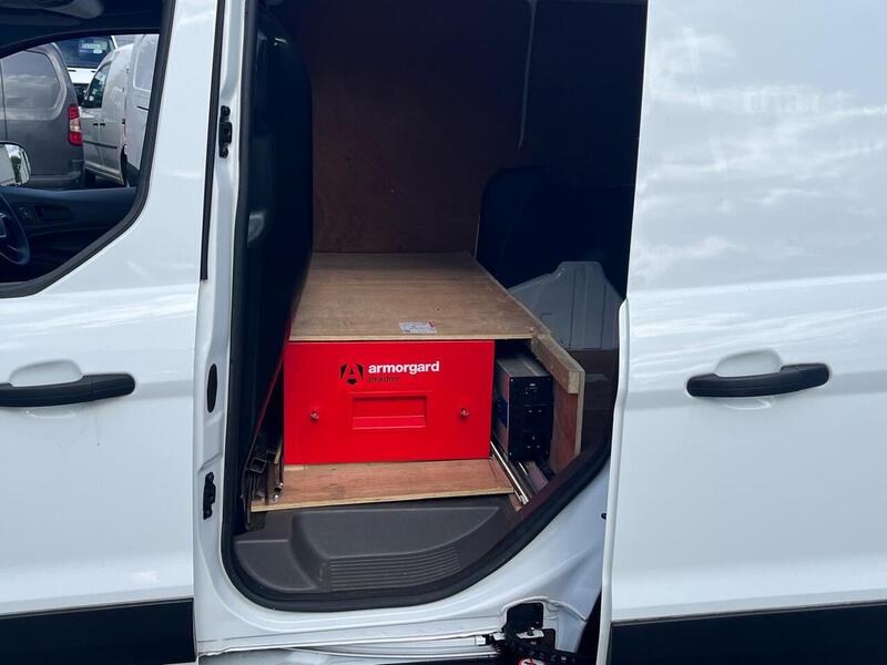 Ford Transit Connect 200 EcoBlue Trend - U15239